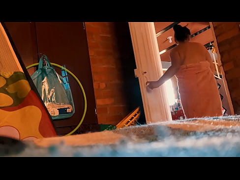 ❤️ Gisundan ko sa akong uyoan sa shower, gisabak ko niya samtang naligo ko. ❤️ Porn video sa amon